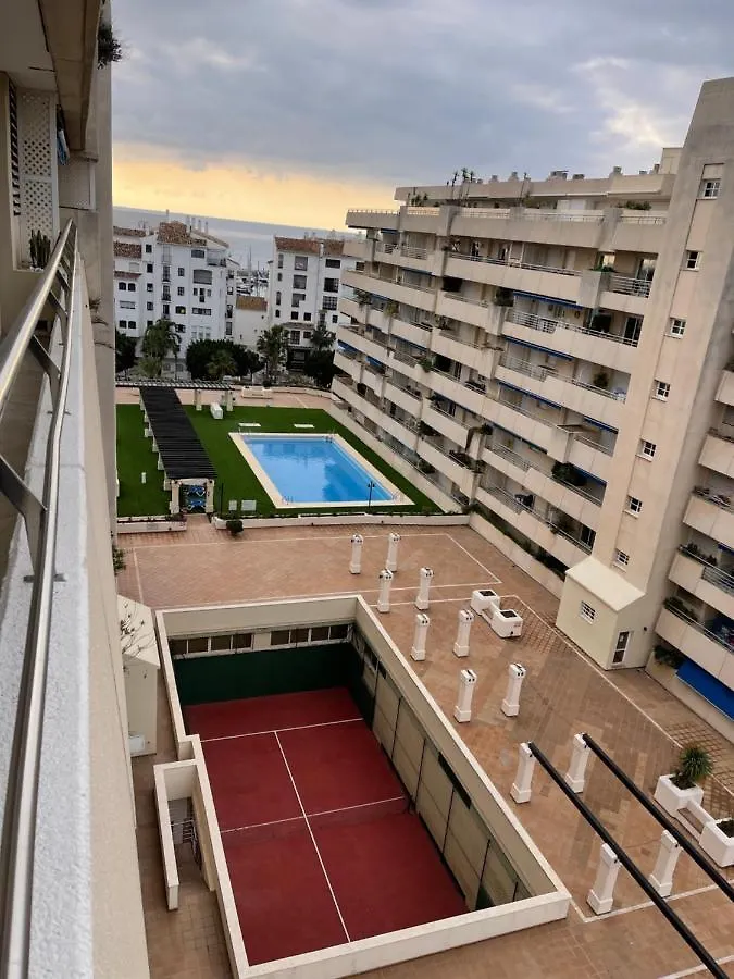 Apartment Puerto Banus Beach Moderno Apartamento Marbella